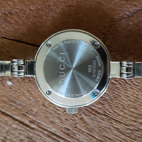 GUCCI Series G Circle Monogram Watch - Picture 7 of 7